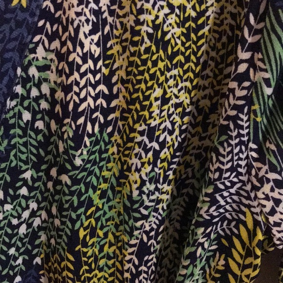 BCBG Adele Floral Print Wrap Long Sleeve Jersey Dress - Picture 5 of 7